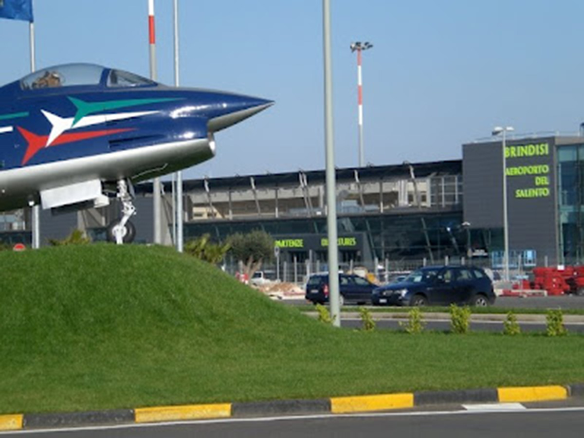 aeroporto brindisi